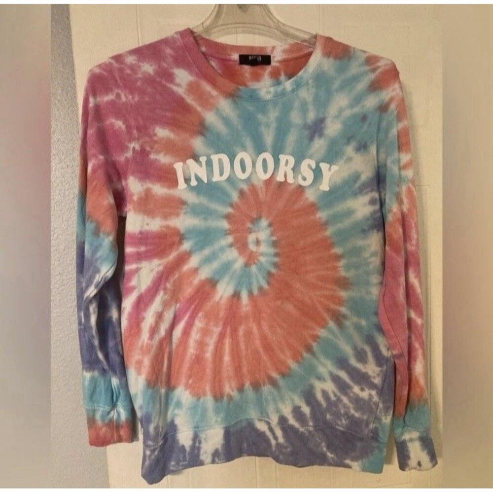 Womens M Tie Dye SweatShirt Graphic Indoorsy Cozy Lounge Wear Y2K Modern Canvas